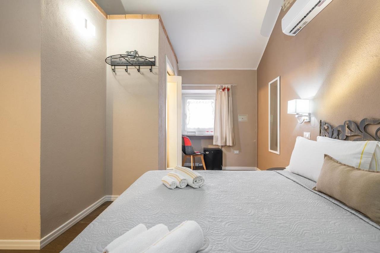Promenade Boutique Rooms - City Centre กาญารี ภายนอก รูปภาพ